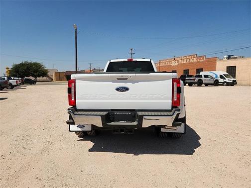 2026 Ford F-350 Lariat