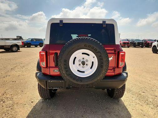 Ruby Red Metallic Tinted Clearcoat 2026 Ford Bronco Heritage Edition