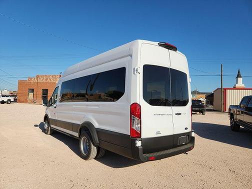 2025 Ford Transit-350 XLT