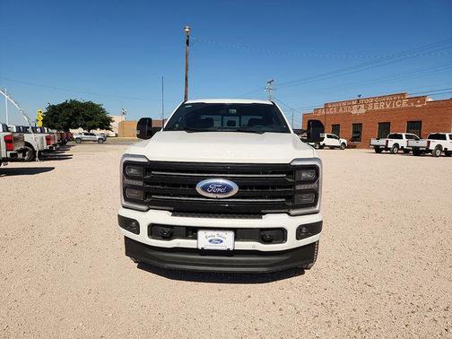 Star White Metallic Tri-Coat 2026 Ford F-250 Platinum