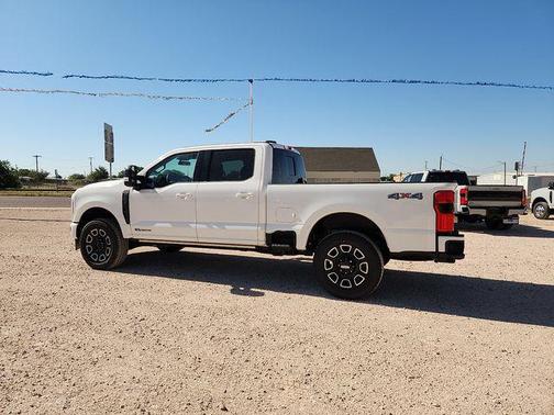 Star White Metallic Tri-Coat 2026 Ford F-250 Platinum