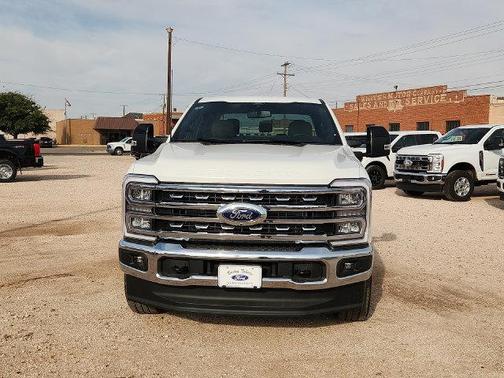Star White Metallic Tri-Coat 2026 Ford F-250 Lariat