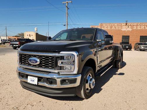 2026 Ford F-350 Lariat