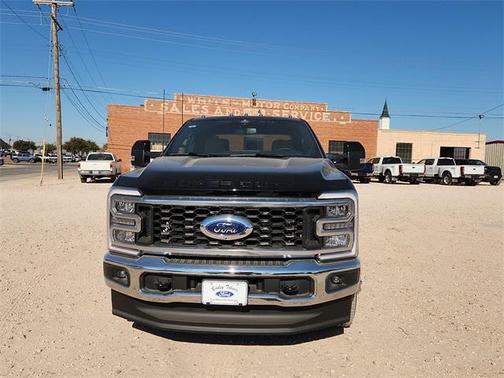 2026 Ford F-350 Lariat