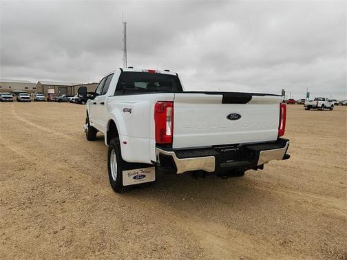 2025 Ford F-350 XLT