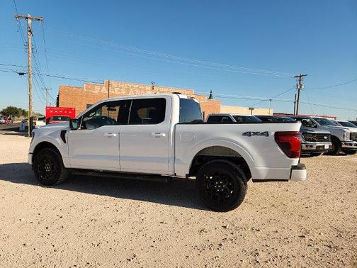Oxford White 2026 Ford F-150 XLT