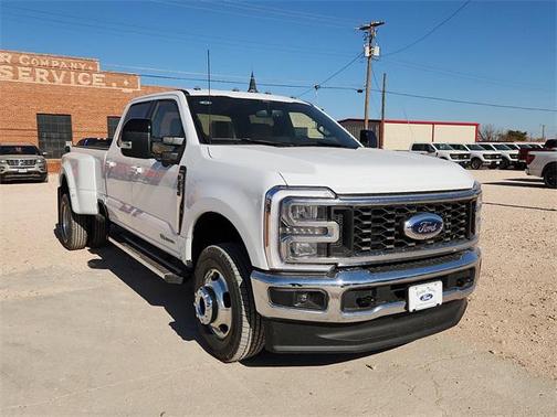 2026 Ford F-350 Lariat