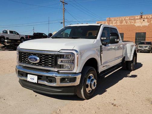 2026 Ford F-350 Lariat