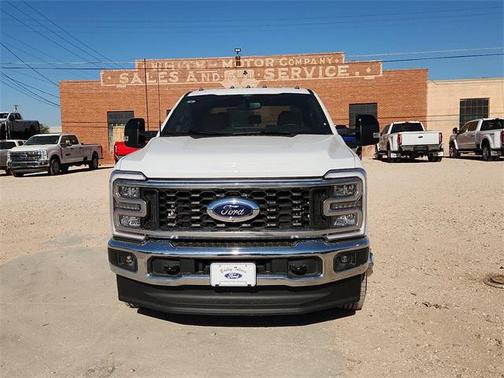 2026 Ford F-350 Lariat