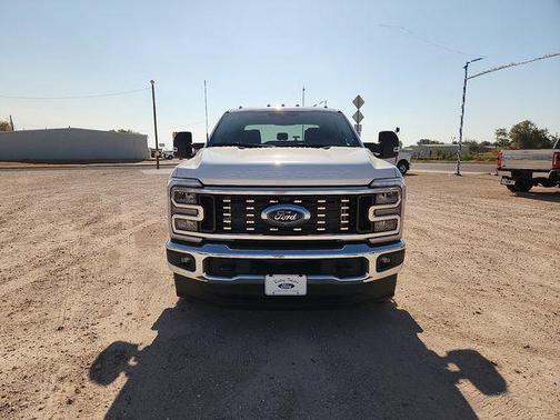 Oxford White 2026 Ford F-350 Lariat