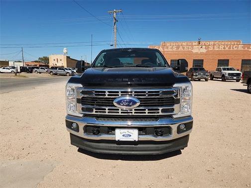 2025 Ford F-250 XLT