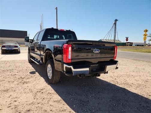 2025 Ford F-250 XLT