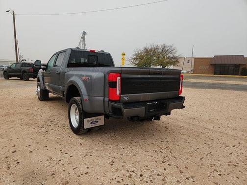 2026 Ford F-450 Platinum