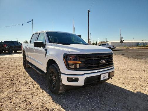 Oxford White 2026 Ford F-150 XLT