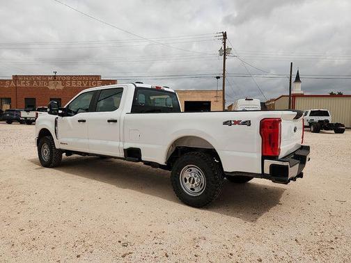 OXFORD WHITE 2026 Ford F-250 XL