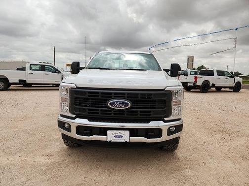 OXFORD WHITE 2026 Ford F-250 XL