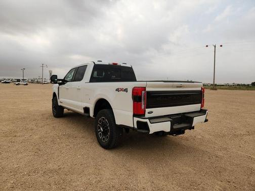 Star White Metallic Tri-Coat 2026 Ford F-250 Platinum