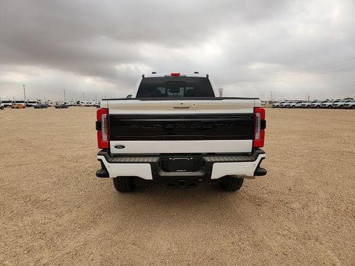Star White Metallic Tri-Coat 2026 Ford F-250 Platinum