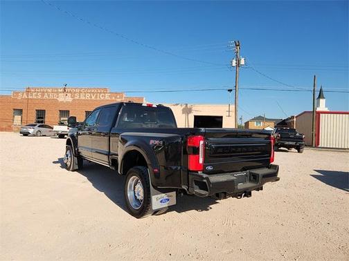 2026 Ford F-450 Platinum