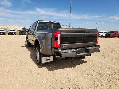 2025 Ford F-350 Lariat
