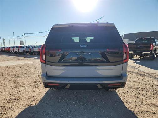 2025 Ford Expedition Tremor