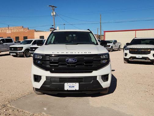 2025 Ford Expedition Max Active 4x4