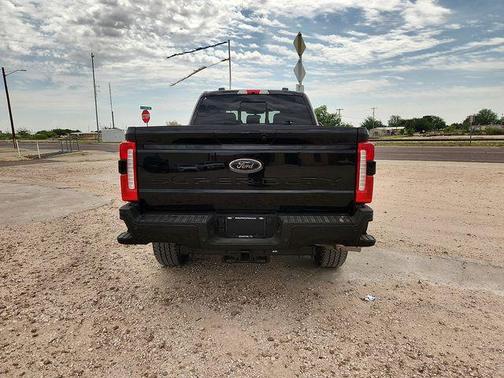 Agate Black Metallic 2026 Ford F-250 Lariat