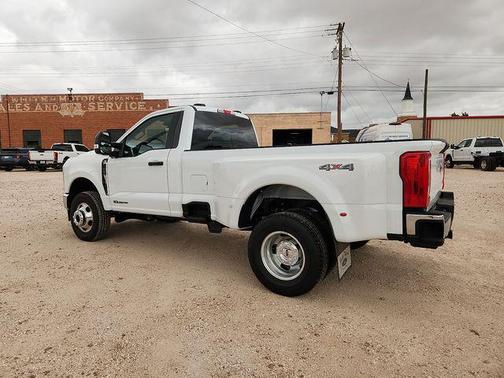 OXFORD WHITE 2026 Ford F-350 XLT