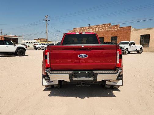 Ruby Red Metallic Tinted Clearcoat 2026 Ford F-350 Lariat