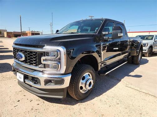 2026 Ford F-350 Lariat