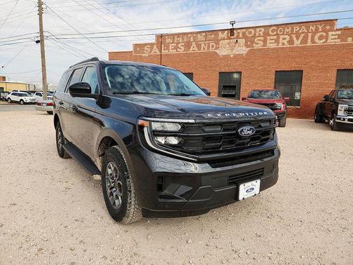 Dark Matter Gray Metallic 2026 Ford Expedition Active