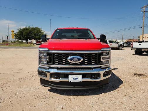 2026 Ford F-350 Lariat