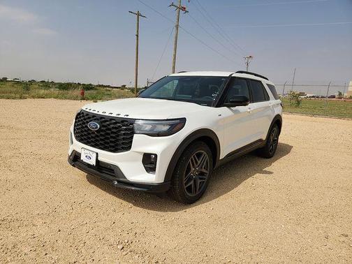 Star White Metallic Tri-Coat 2026 Ford Explorer ST-Line