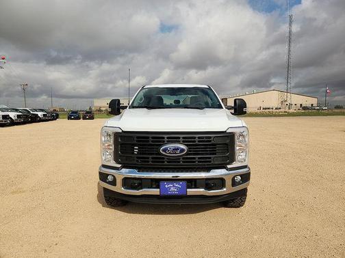 OXFORD WHITE 2026 Ford F-250 XL