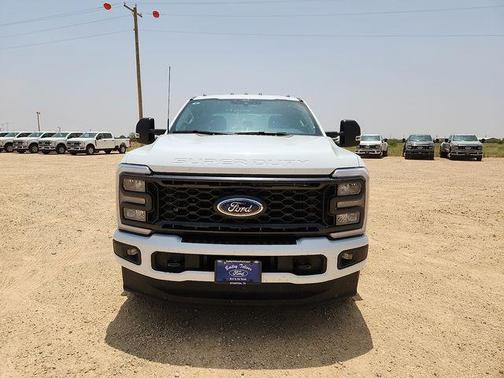 OXFORD WHITE 2026 Ford F-350 XL