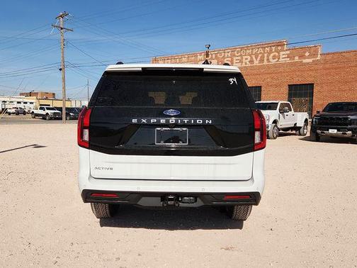 OXFORD WHITE 2026 Ford Expedition Active