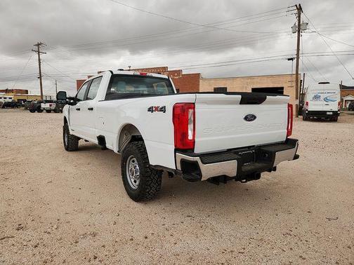 OXFORD WHITE 2026 Ford F-250 XL