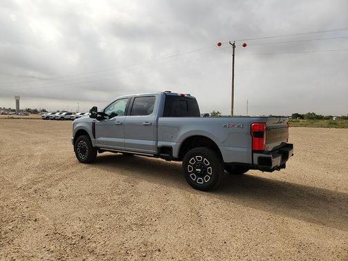 Glacier Gray Metallic Tri-Coat 2026 Ford F-250 Platinum