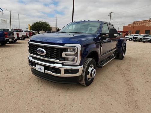 2026 Ford F-350 Lariat