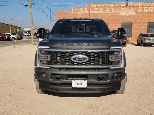 2026 Ford F-450 Platinum
