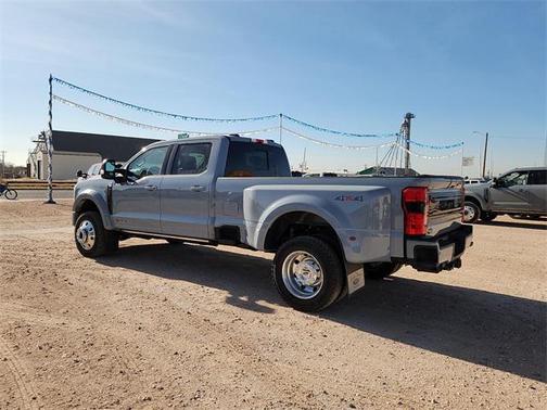 2026 Ford F-450 Platinum