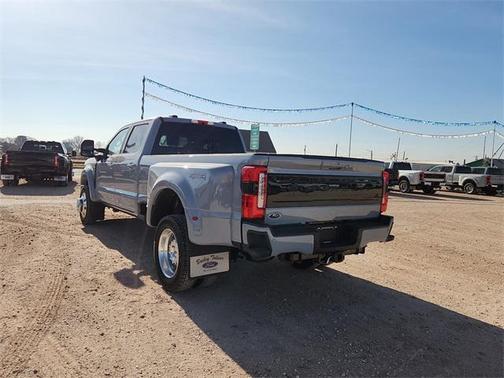 2026 Ford F-450 Platinum