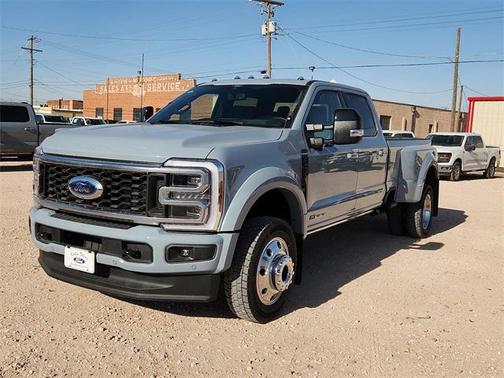 2026 Ford F-450 Platinum