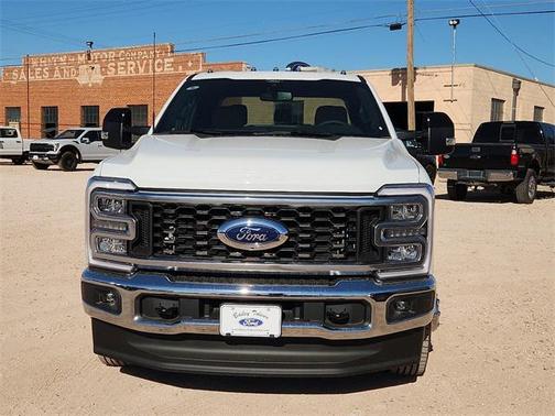 2026 Ford F-350 Lariat