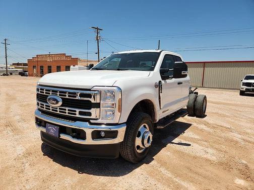 OXFORD WHITE 2026 Ford F-350 XL