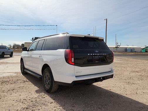 2026 Ford Expedition Max Active 4x4