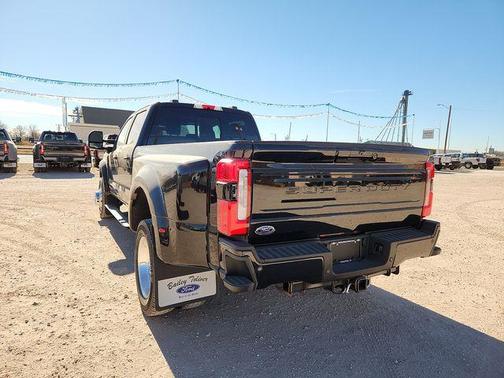 2026 Ford F-450 Platinum