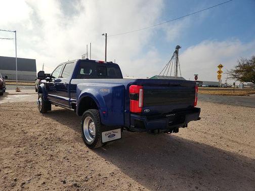 2026 Ford F-450 Platinum