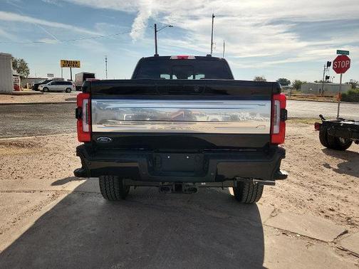 Agate Black Metallic 2026 Ford F-250 Platinum