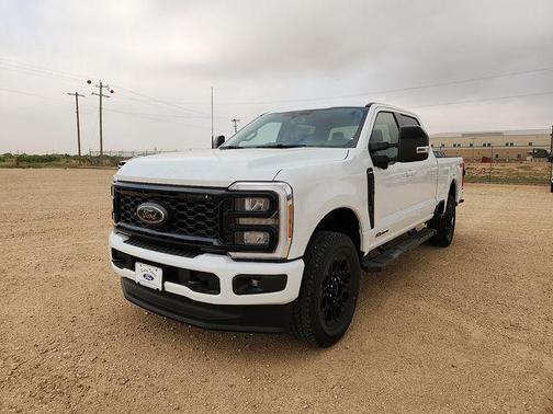 OXFORD WHITE 2026 Ford F-250 Lariat